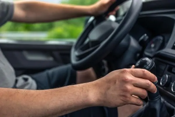 Mecânica em Farroupilha: Serviço de Direção Hidráulica ou Elétrica